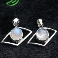 【【新款】天然水晶飾品 923銀鍍白金鑲嵌掛墜/吊墜 月光石圖片】【新款】天然水晶飾品 923銀鍍白金鑲嵌掛墜/吊墜 月光石 - 東海縣溫泉鎮(zhèn)福晶祥水晶制品廠